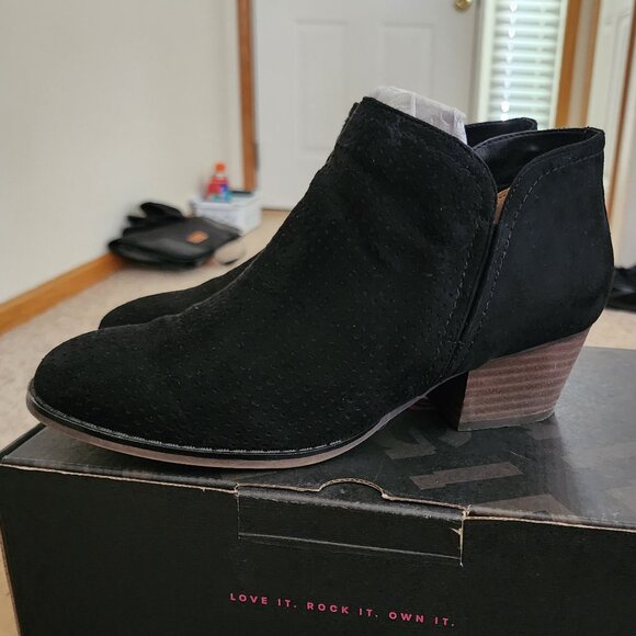 Wedged booties - Picture 1 of 4